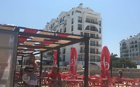 Beachfront 3Bdr Apt On Marginal Boulevard